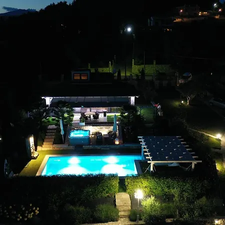 Villa Hacienda *